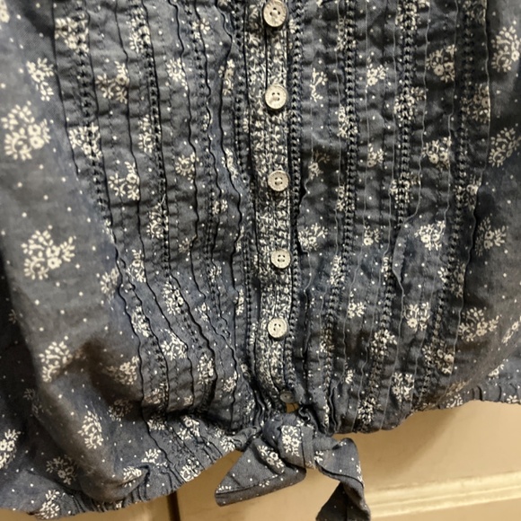 Cropped front tie tank top - Picture 2 of 3